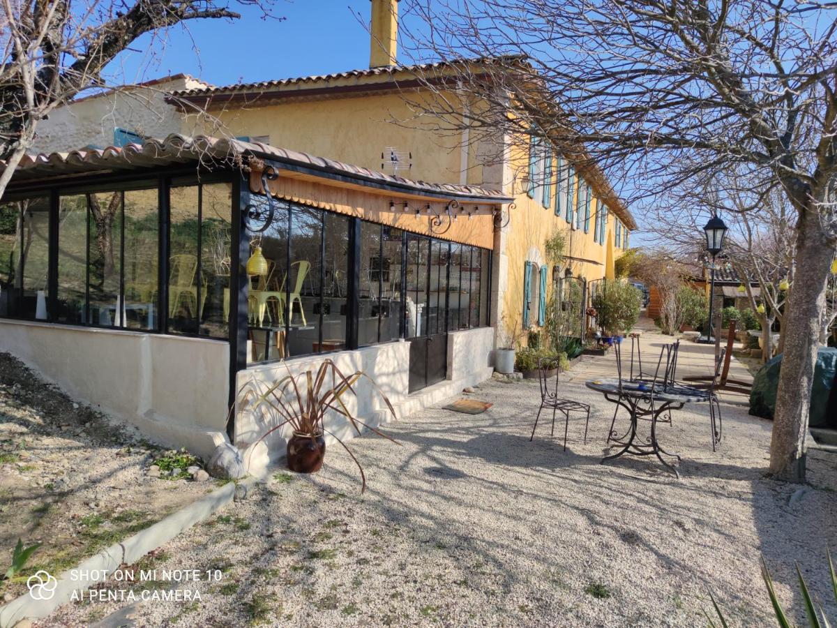 L'Auguste Maison D'Hotes Valensole Exterior photo